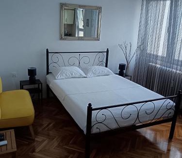 Vinkovci Apartment | Studio apartman LUNA