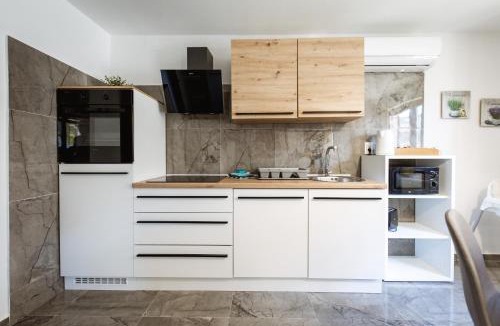 Osijek Apartment | Studio Apartman PlanB, self CHECK IN