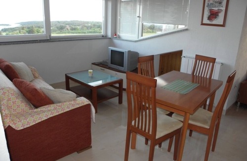 Premantura Apartment | Studio apartment in Premantura with Seaview, Air condition, WIFI, Washing machine (3352-30)
