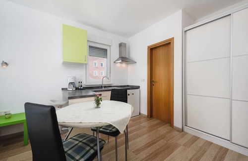Đuba Apartment | Studio apartment on the first floor - Mirjana 2
