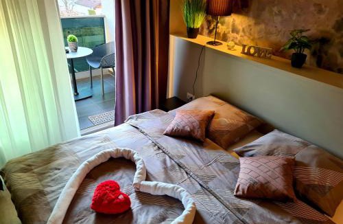 Varazdin Apartment | Studio apartment with terrace in Varazdin