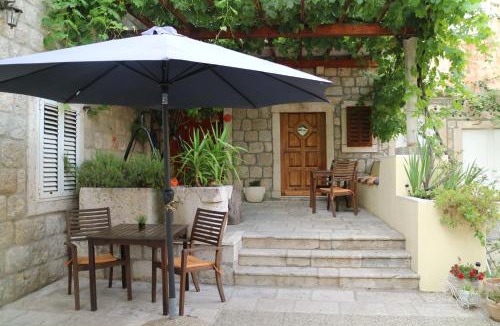 Sipan Island Apartment | Studio Apartments & Rooms Lela, Sipan Island