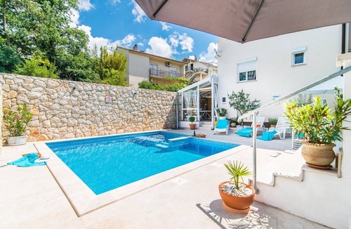 Novi Vinodolski Apartment | Studio B with shared pool and sea view