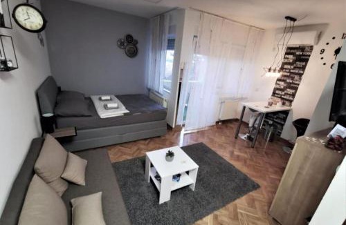 Osijek Apartment | Studio Centar KT- self check in