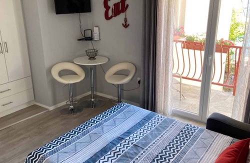 Jadranovo Apartment | Studio First realms to the sea