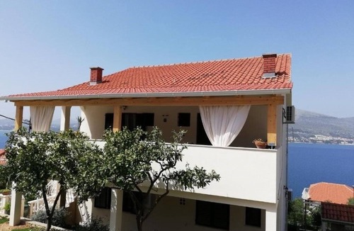 Okrug Donji Apartment | Studio flat near beach Okrug Donji, Čiovo (AS-25470-a)