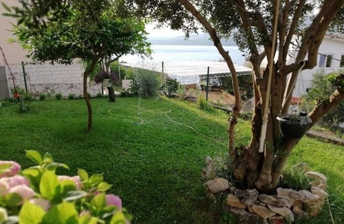 Okrug Donji Apartment | Studio flat near beach Okrug Donji, Čiovo (AS-25470-a)