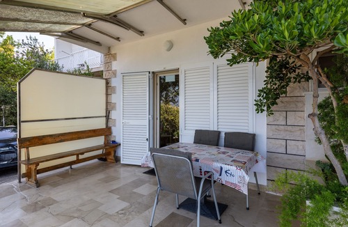 Bratus Apartment | Studio flat near beach Bratuš, Makarska (AS-22135-e)