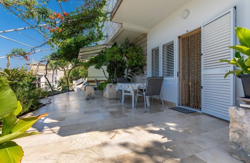 Bratus Apartment | Studio flat near beach Bratuš, Makarska (AS-22135-d)