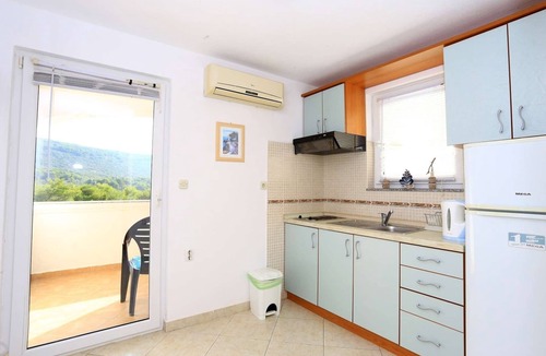 Kali Apartment | Studio flat near beach Cove Mala Lamjana, Ugljan (AS-8461-a)