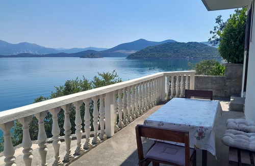 Dubrava Apartment | Studio flat near beach Cove Pještata (Pelješac) (AS-14440-b)