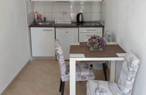 Promajna Apartment | Studio flat near beach Promajna, Makarska (AS-2592-d)