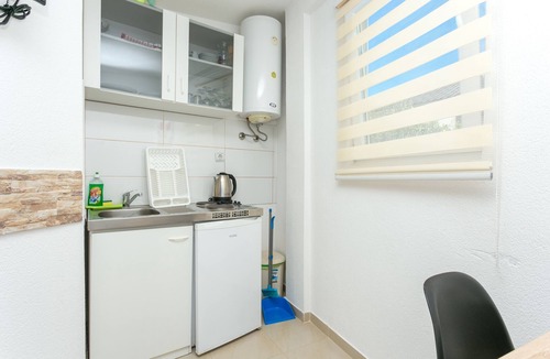 Mastrinka Apartment | Studio flat near beach Mastrinka, Čiovo (AS-22956-a)