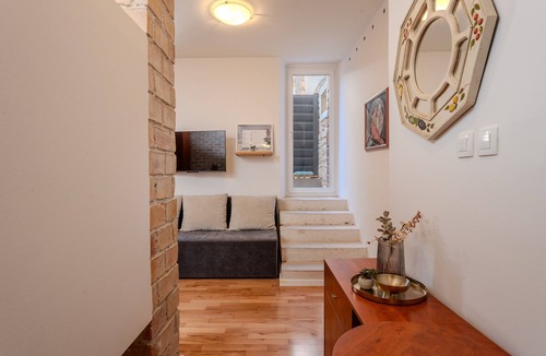 Komiza Apartment | Studio flat near beach Komiža, Vis (AS-3035-f)