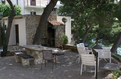 Omis Apartment | Studio flat near beach Nemira, Omiš (AS-2776-a)