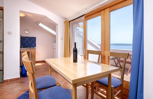 Zavala Apartment | Studio flat near beach Zavala, Hvar (AS-2061-a)