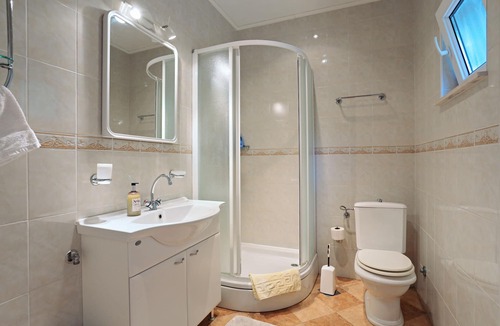 Okrug Donji Apartment | Studio flat near beach Okrug Donji, Čiovo (AS-12502-a)