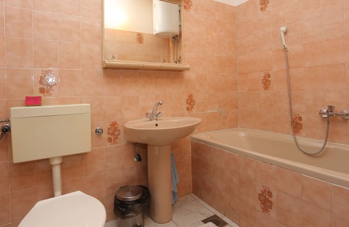 Lokva Rogoznica Apartment | Studio flat with balcony and sea view Lokva Rogoznica, Omiš (AS-18211-a)