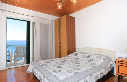 Lokva Rogoznica Apartment | Studio flat with balcony and sea view Lokva Rogoznica, Omiš (AS-18211-a)