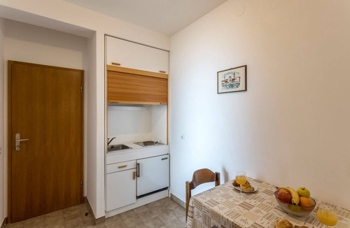 Baska Voda Apartment | Studio flat with balcony and sea view Baška Voda, Makarska (AS-301-a)