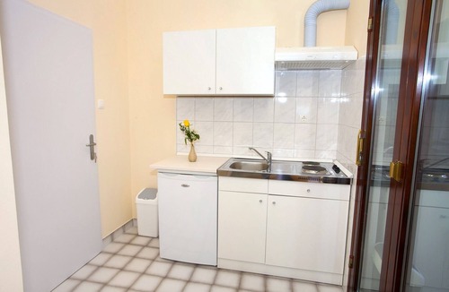 Bidol Apartment | Studio flat with balcony and sea view Makarska (AS-11418-a)
