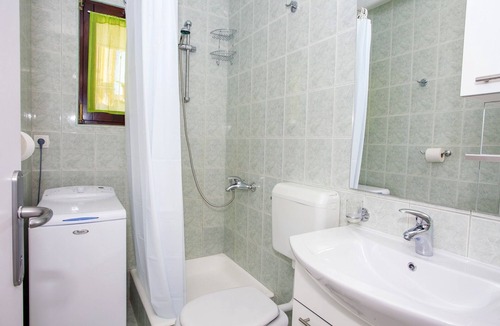 Bidol Apartment | Studio flat with balcony and sea view Makarska (AS-11418-a)