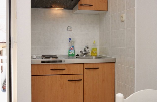 Sumartin Apartment | Studio flat with balcony and sea view Sumartin (Brač) (AS-5620-a)