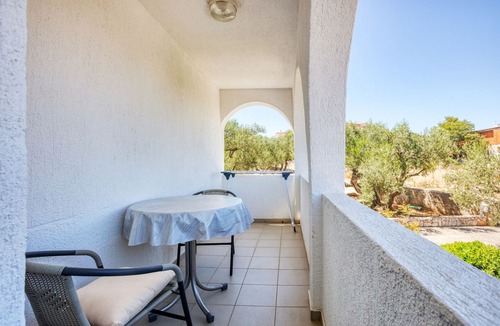 Jezera Apartment | Studio flat with balcony Jezera, Murter (AS-798-e)