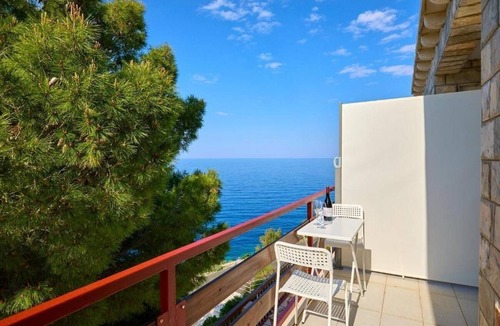 Mljet Apartment | Studio flat with balcony and sea view Cove Sutmiholjska, Mljet (AS-22318-a)