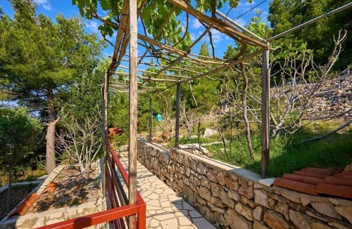 Mljet Apartment | Studio flat with balcony and sea view Cove Sutmiholjska, Mljet (AS-22318-b)