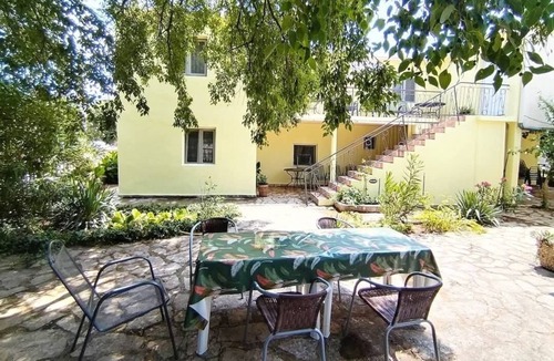 Gornji Karin Apartment | Studio flat with air-conditioning Gornji Karin, Novigrad (AS-21514-a)