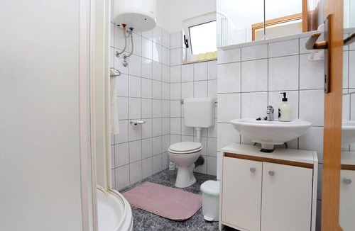 Okrug Donji Apartment | Studio flat with balcony and sea view Okrug Donji, Čiovo (AS-18796-c)