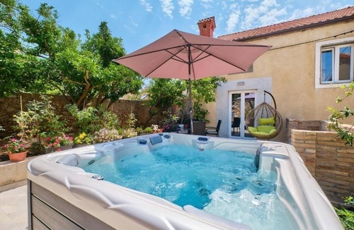 Cove Murtar Apartment | Studio flat with terrace Mali Lošinj, Lošinj (AS-19618-a)