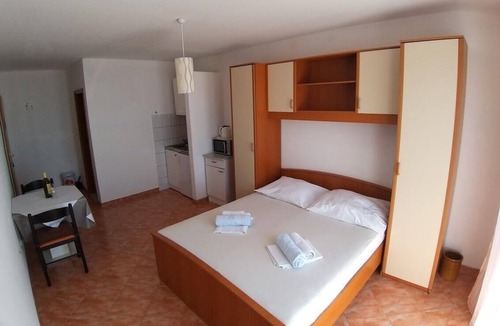 Baska Voda Apartment | Studio flat with terrace and sea view Baška Voda, Makarska (AS-6872-a)