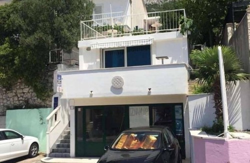 Brela Apartment | Studio flat with terrace and sea view Brela, Makarska (AS-22910-a)
