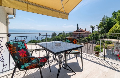 Medveja Apartment | Studio flat with terrace and sea view Medveja, Opatija (AS-7720-a)