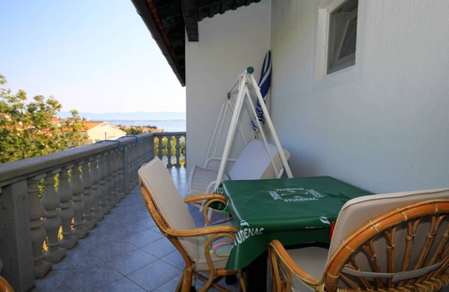 Preko Apartment | Studio flat with terrace and sea view Preko, Ugljan (AS-8224-a)