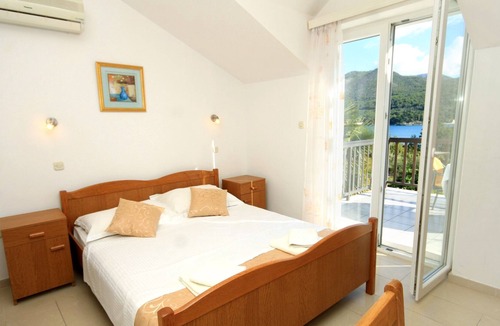 Slano Apartment | Studio flat with terrace and sea view Slano, Dubrovnik (AS-2159-b)