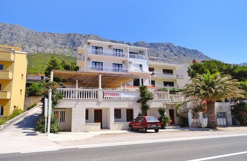 Lokva Rogoznica Apartment | Studio flat with terrace Lokva Rogoznica, Omiš (AS-2973-a)