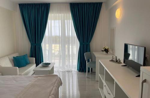 Neptun Apartment | Studio G712 Blaxy