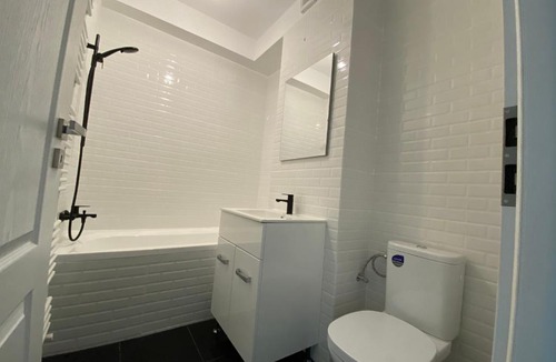 Militari Apartment | Studio Galaxy Plaza Residence Sector 6