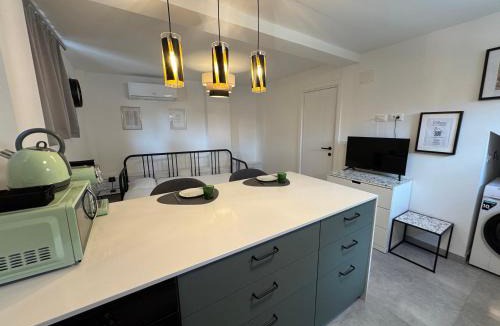 Trviz Apartment | Studio Karin