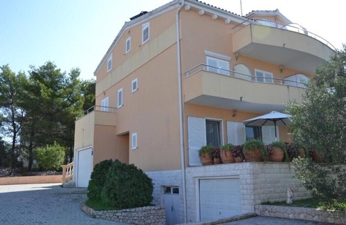 Brodarica Apartment | Studio Kodzoman No.3 with a balcony