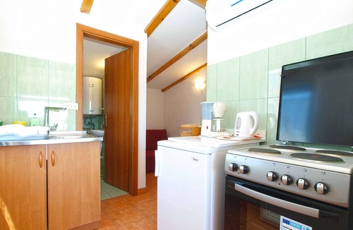 Borik Apartment | Studio mit Klimaanlage und Terrasse