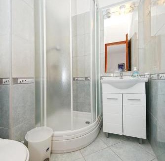 Sukosan Apartment | Studio Sukosan 6229c