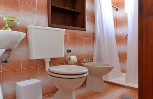 Veli Losinj Apartment | Studio with balcony and air conditioning