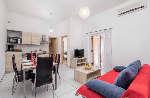 Silo Apartment | Studio with shared pool use