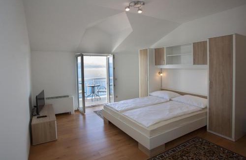 Celina Apartment | Studio Zavode 11786b