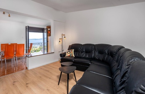 Novi Vinodolski Apartment | Stunning apartment in Novi Vinodolski
