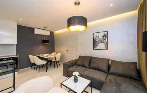 Metkovic Apartment | Stunning Apartment In Metkovic With Sauna